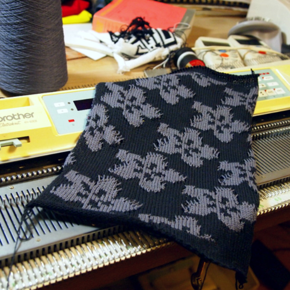 How to make a jumper on the sentro knitting machine  quick and perfect for  beginners tutorial 