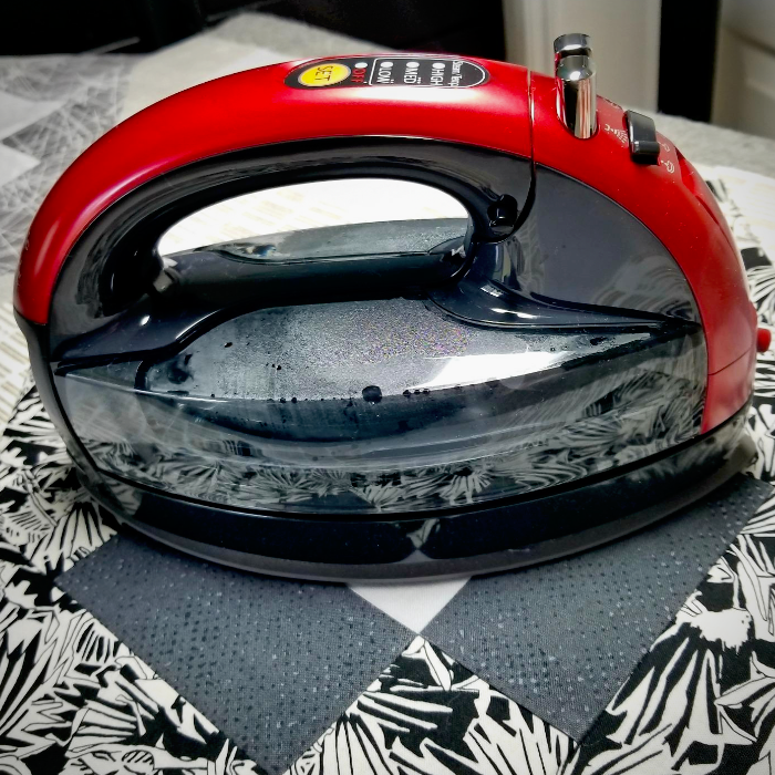 Stay TangleFree with the Best Cordless Iron for Quilting